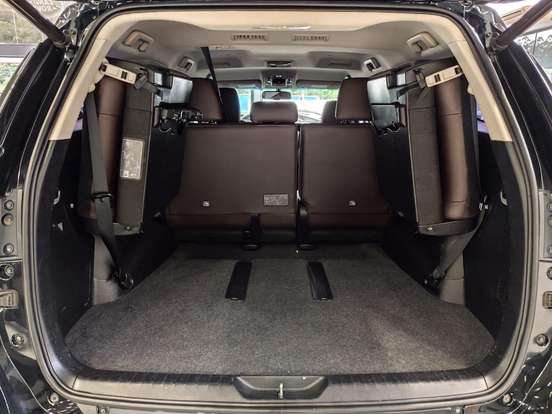 TOYOTA-HILUX SW4-2020