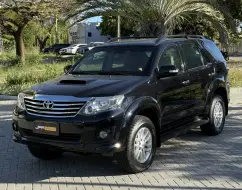TOYOTA HILUX SW4 3.0 SRV 4X4 16V TURBO INTERCOOLER DIESEL 4P AUTOMÁTICO TOYOTA HILUX SW4 3.0 SRV 4X4 16V TURBO INTERCOOLER DIESEL 4P AUTOMÁTICO