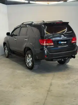 TOYOTA-HILUX SW4-2008