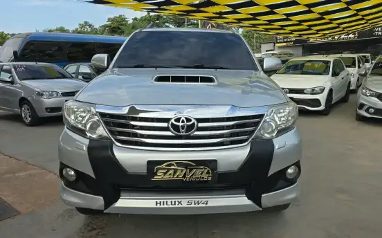 TOYOTA-HILUX SW4-3.0 SRV 4X4 7 LUGARES 16V TURBO INTERCOOLER DIESEL 4P AUTOMÁTICO TOYOTA-HILUX SW4-2011