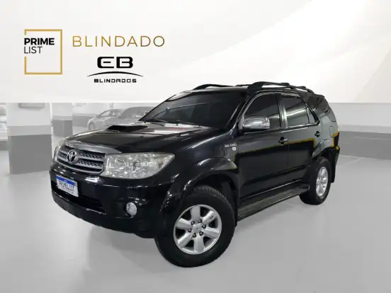 TOYOTA-HILUX SW4-2010