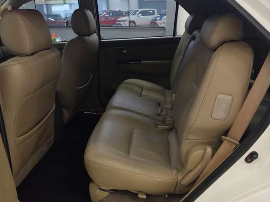 TOYOTA-HILUX SW4-2012