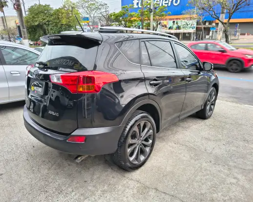 TOYOTA-RAV4-2014