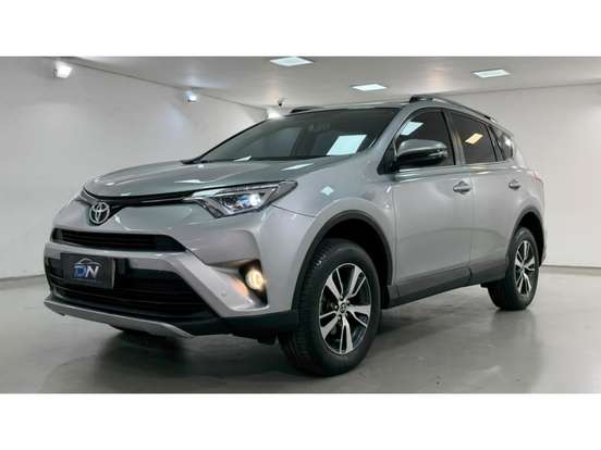 TOYOTA-RAV4-2017