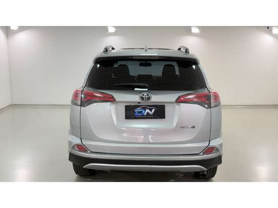 TOYOTA-RAV4-2.0 16V GASOLINA 4P AUTOMÁTICO TOYOTA-RAV4-2017