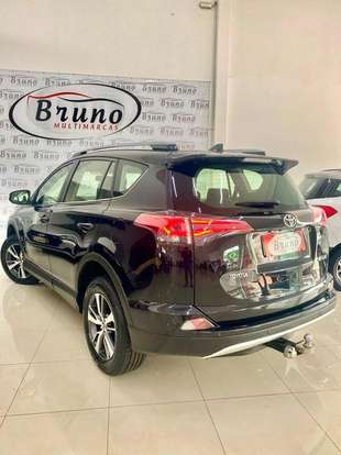 TOYOTA-RAV4-2018