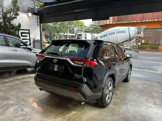TOYOTA-RAV4-2019