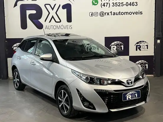 TOYOTA-YARIS-2022