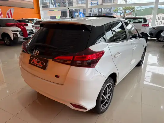 TOYOTA-YARIS-1.5 16V FLEX XLS MULTIDRIVE TOYOTA-YARIS-2024