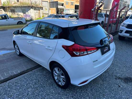TOYOTA-YARIS-1.3 16V FLEX XL PLUS TECH MULTIDRIVE TOYOTA-YARIS-2018