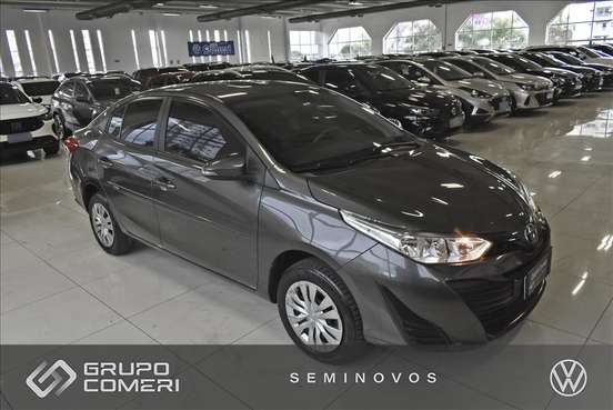 TOYOTA-YARIS-2020