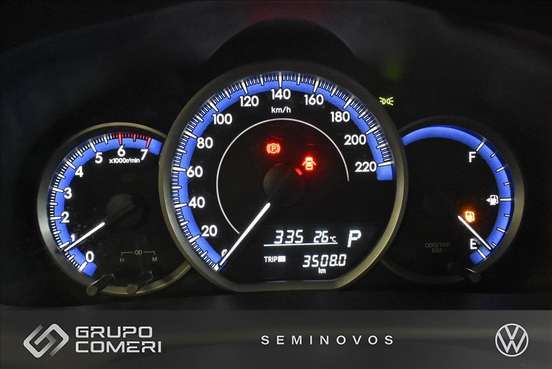 TOYOTA-YARIS-2020