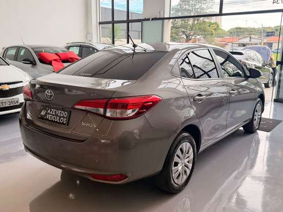 TOYOTA-YARIS-1.5 16V FLEX SEDAN XL LIVE MULTIDRIVE TOYOTA-YARIS-2019