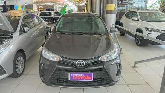 TOYOTA-YARIS-2024