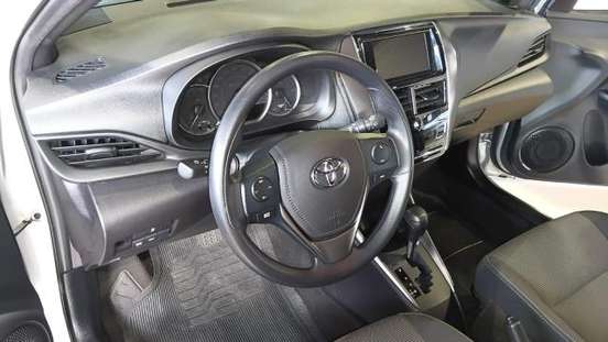 TOYOTA-YARIS-2024