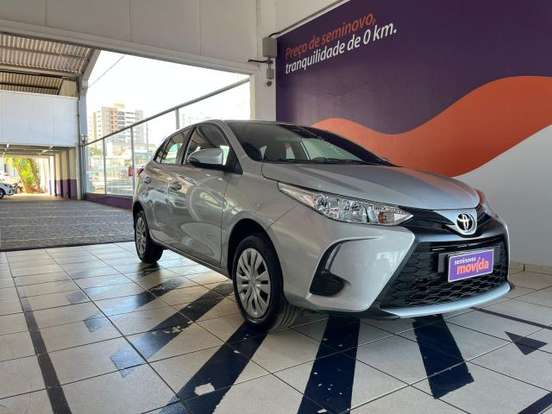 TOYOTA-YARIS-2024