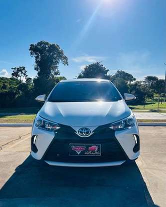 TOYOTA-YARIS-2023
