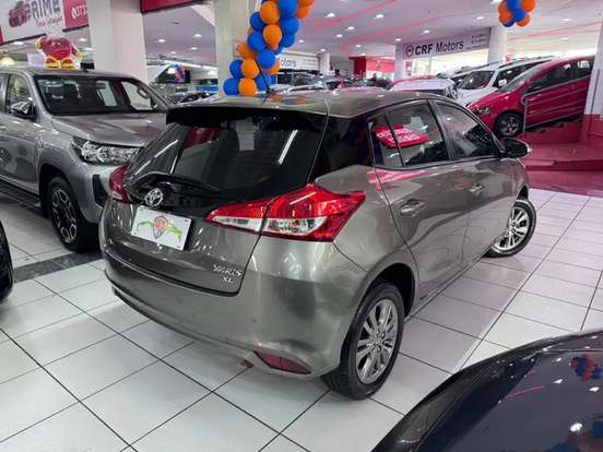 TOYOTA-YARIS-2020
