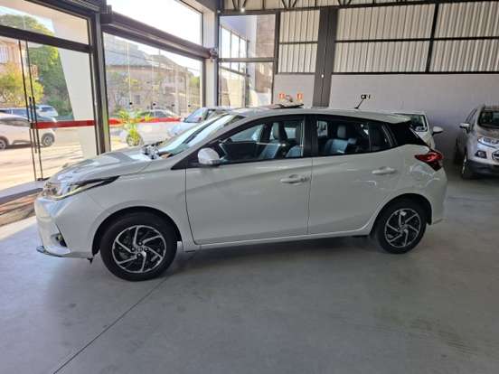 TOYOTA-YARIS-1.5 16V FLEX XLS CONNECT MULTIDRIVE TOYOTA-YARIS-2022