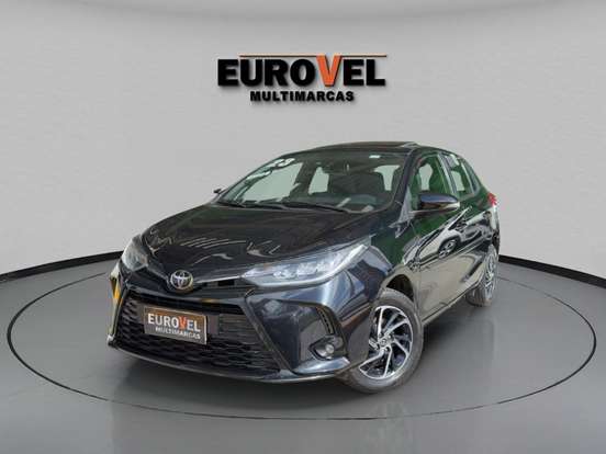 TOYOTA-YARIS-2022