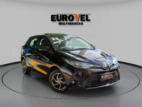 TOYOTA-YARIS-2022