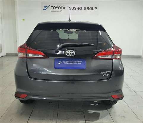 TOYOTA-YARIS-2022