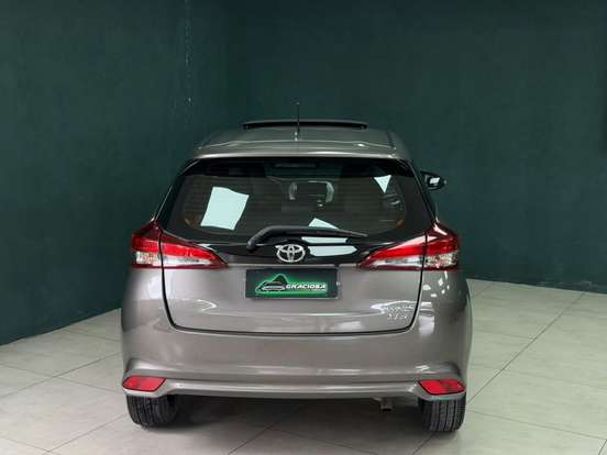 TOYOTA-YARIS-1.5 16V FLEX XLS MULTIDRIVE TOYOTA-YARIS-2019