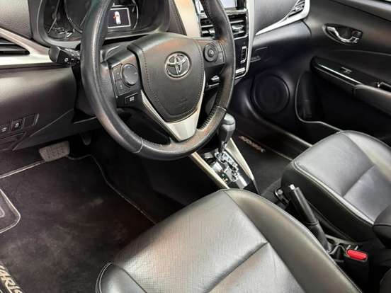 TOYOTA-YARIS-1.5 16V FLEX XLS MULTIDRIVE TOYOTA-YARIS-2019