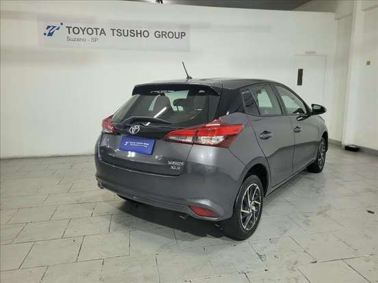 TOYOTA-YARIS-2023
