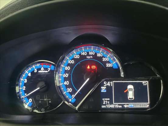 TOYOTA-YARIS-2023