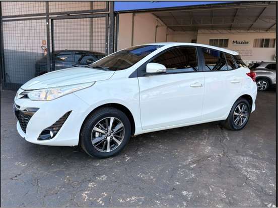 TOYOTA-YARIS-2018