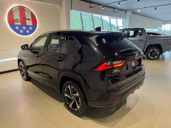TOYOTA-YARIS CROSS-2026