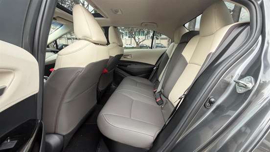 TOYOTA-COROLLA-2025