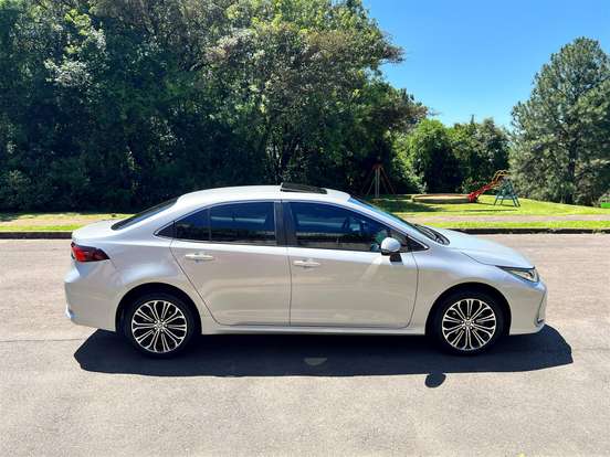 TOYOTA-COROLLA-2019