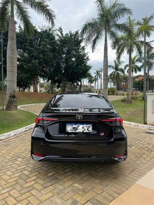 TOYOTA-COROLLA-2025