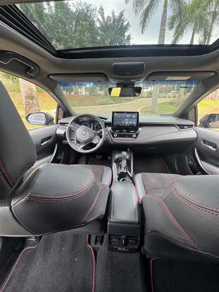 TOYOTA-COROLLA-2025
