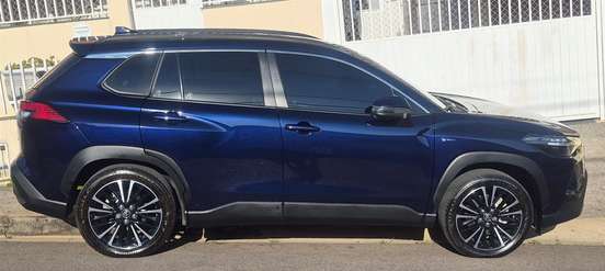 TOYOTA-COROLLA CROSS-2025