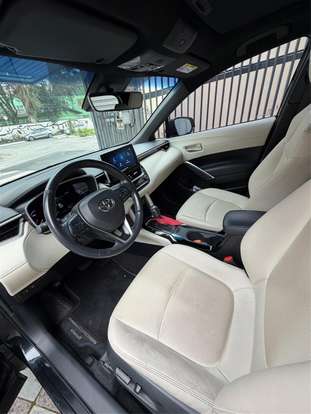 TOYOTA-COROLLA CROSS-2023