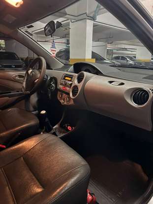 TOYOTA-ETIOS-2013