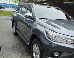 TOYOTA HILUX 2.8 SRV 4X4 CD 16V DIESEL 4P AUTOMÁTICO TOYOTA HILUX 2.8 SRV 4X4 CD 16V DIESEL 4P AUTOMÁTICO