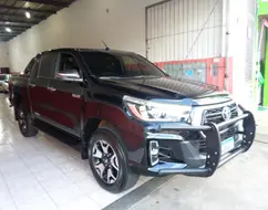 TOYOTA HILUX 2.8 SRX 4X4 CD 16V DIESEL 4P AUTOMÁTICO TOYOTA HILUX 2.8 SRX 4X4 CD 16V DIESEL 4P AUTOMÁTICO