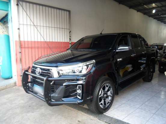 TOYOTA-HILUX-2020