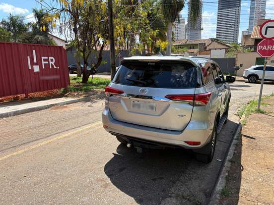 TOYOTA-HILUX SW4-2.7 SR 4X2 16V FLEX 4P AUTOMÁTICO TOYOTA-HILUX SW4-2019
