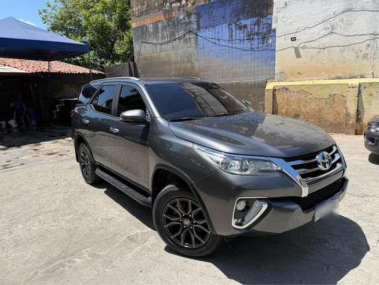 TOYOTA-HILUX SW4-2.7 SRV 7 LUGARES 4X2 16V FLEX 4P AUTOMÁTICO TOYOTA-HILUX SW4-2018