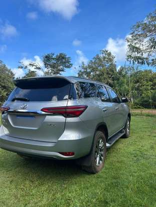TOYOTA-HILUX SW4-2021
