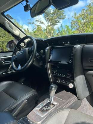 TOYOTA-HILUX SW4-2021