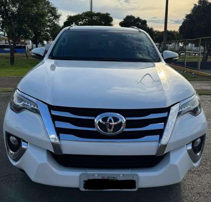 TOYOTA-HILUX SW4-2016