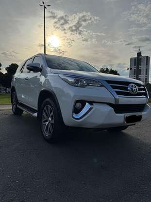 TOYOTA-HILUX SW4-2016