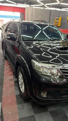 TOYOTA HILUX SW4 3.0 SRV 4X4 16V TURBO INTERCOOLER DIESEL 4P AUTOMÁTICO