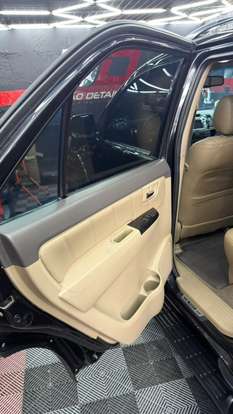 TOYOTA-HILUX SW4-2012